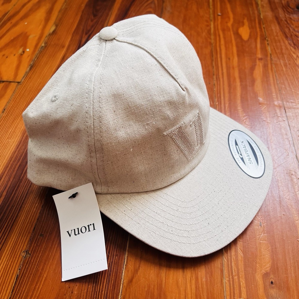 Vuori V1 Embroidery Hat Natural Snapback‎ Unisex NWT